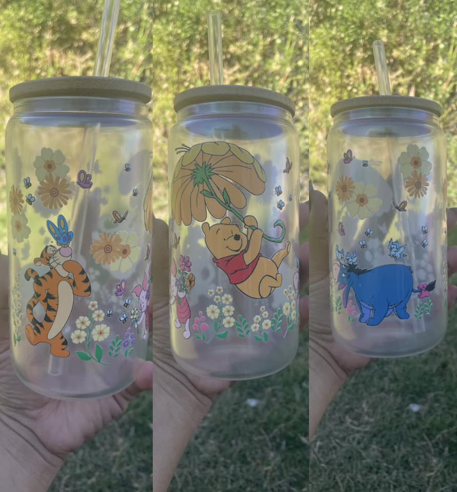 Pooh and Friends 16oz Glass Cups With Top and Straw